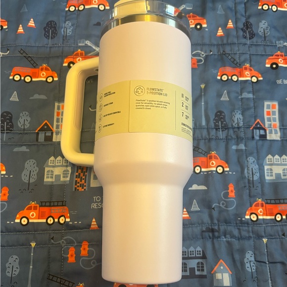 Stanley Quencher H2.0 FlowState 40oz Tumbler – Wisteria (Limited Edition) - Picture 3 of 5